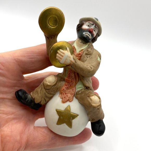 Clown Figurine FLAMBRO Emmett Kelly Jr. Collectibles Vintage Porcelain Marked - Picture 9 of 9